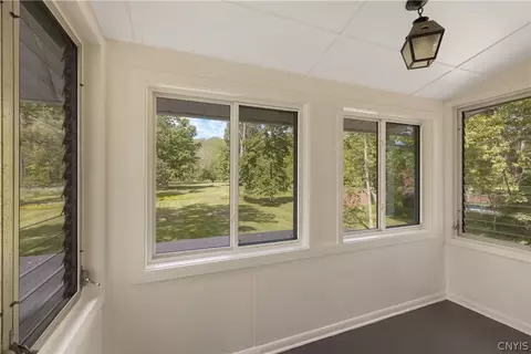 Exterior - 322 Falls Blvd, Sullivan, NY 13037 photo 3 of 9