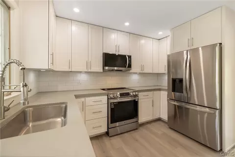 Kitchen - 322 Falls Blvd, Sullivan, NY 13037 photo 5 of 5