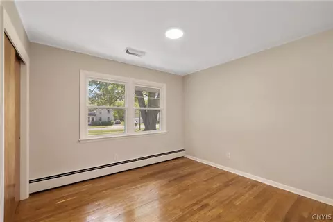 Bedroom - 322 Falls Blvd, Sullivan, NY 13037 photo 4 of 5