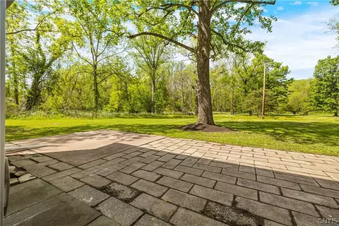 Exterior - 322 Falls Blvd, Sullivan, NY 13037 photo 4 of 9