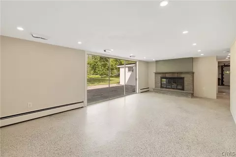 Living - 322 Falls Blvd, Sullivan, NY 13037 photo 9 of 11