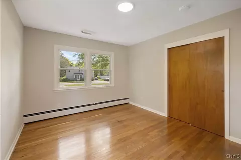 Bedroom - 322 Falls Blvd, Sullivan, NY 13037 photo 3 of 5