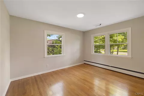 Bedroom - 322 Falls Blvd, Sullivan, NY 13037 photo 2 of 5
