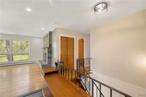 Entry Way - 322 Falls Blvd, Sullivan, NY 13037 photo 1 of 5