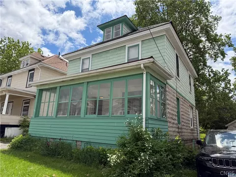 127 Burdick Ave, Syracuse, NY 13208
