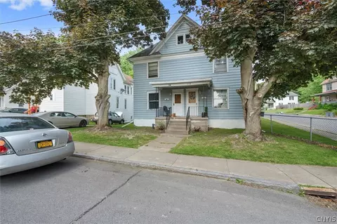 114 Ross Pl, Auburn, NY 13021