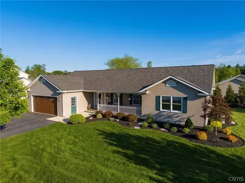 6612 Butera Dr, Sennett, NY 13021