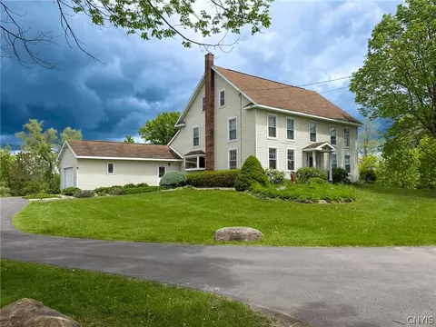 7291 W South St, Westmoreland, NY 13490