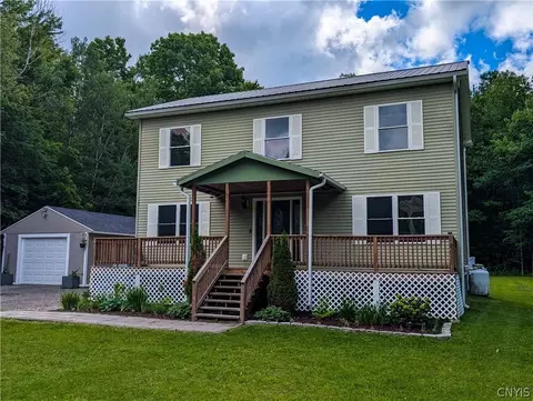 40726 Rogers Crossing Rd, Wilna, NY 13619
