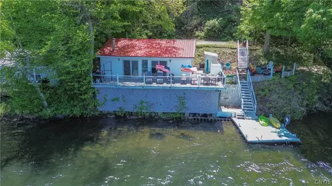 34421 Freeman Dr W, Champion, NY 13619