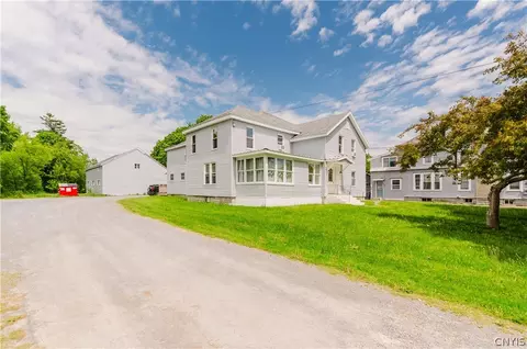 1133 State St, Watertown, NY 13601