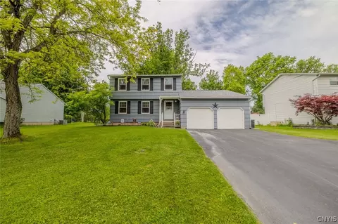 222 Windebank Ln, Minoa, NY 13116