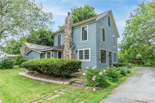 107 W Hamilton St, Hounsfield, NY 13685