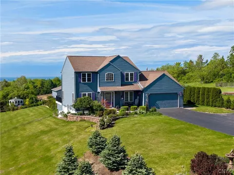 4541 Tucker Rd, Onondaga, NY 13215
