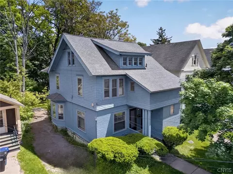 825 Sumner Ave #27, Syracuse, NY 13210