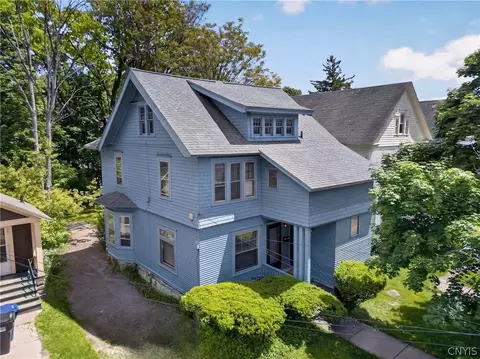 825 Sumner Ave #27, Syracuse, NY 13210