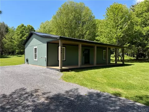 7940 Mile Square Rd, Harrisburg, NY 13626