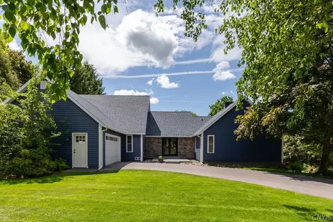 8220 Penstock, Manlius, NY 13104