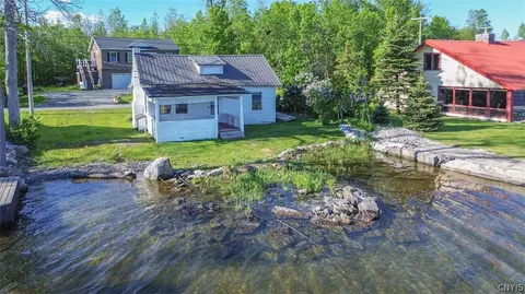 27038 Independence Point Rd, Lyme, NY 13622