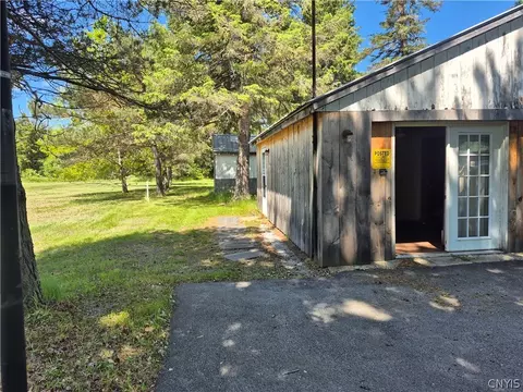 28181 Us Route 11, Le Ray, NY 13637