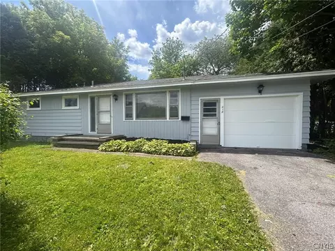 218 Roosevelt Dr, Utica, NY 13502
