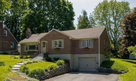 265 Chestnut St, Watertown, NY 13601