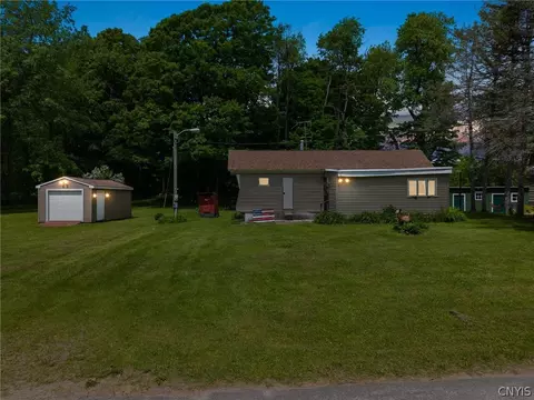9985 Briggs Rd, Remsen, NY 13438