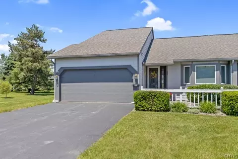 354 Summerhaven Dr N, East Syracuse, NY 13057