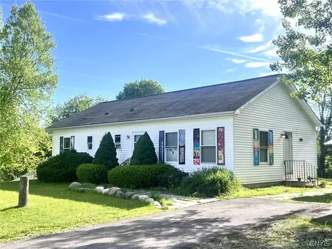 36 Fox Hollow Rd, Cortland, NY 13045