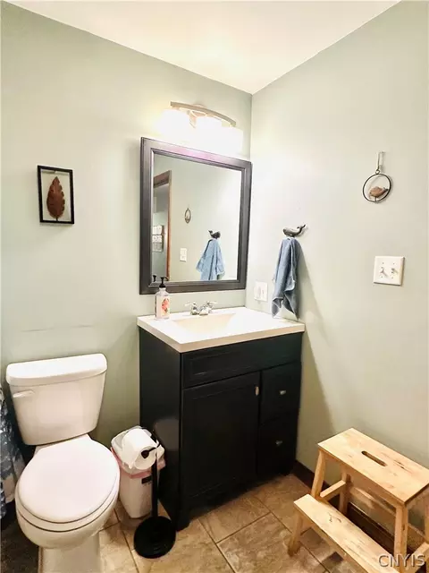 Bath - 4232 Cherry St, Lyons Falls, NY 13368 photo 3 of 6