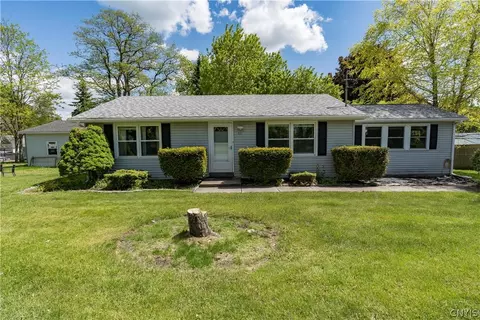 611 W Grove St, Dexter, NY 13634
