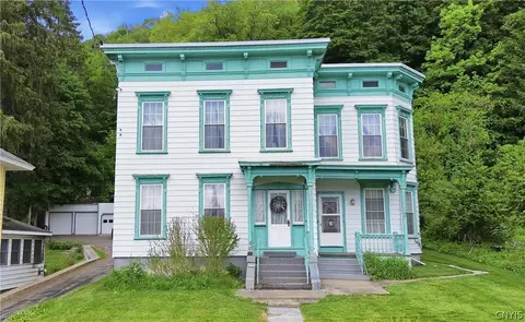 610-612 E Monroe St, Little Falls, NY 13365