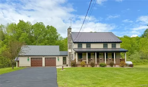 11145 Creek Rd, Annsville, NY 13471