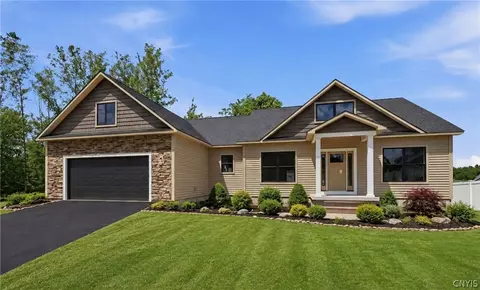 3137 Stoney Pond Way, Lysander, NY 13027