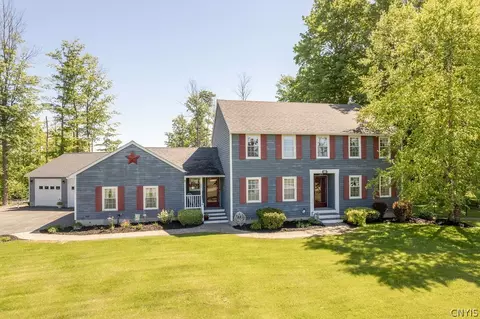 15 Meaney Cir, Scriba, NY 13126