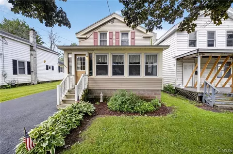 282 W Fifth St, Oswego, NY 13126