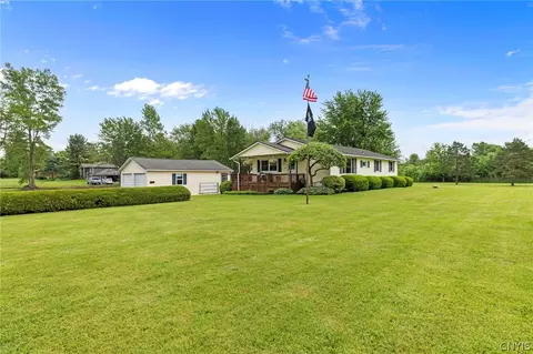 1092 Jewett Rd, Skaneateles, NY 13152