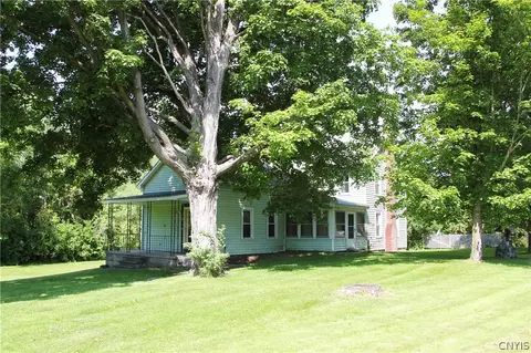 6252 State Route 20, Bouckville, NY 13310
