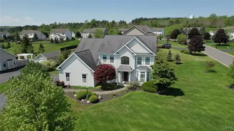 5031 Yellow Wood Pkwy, Jamesville, NY 13078
