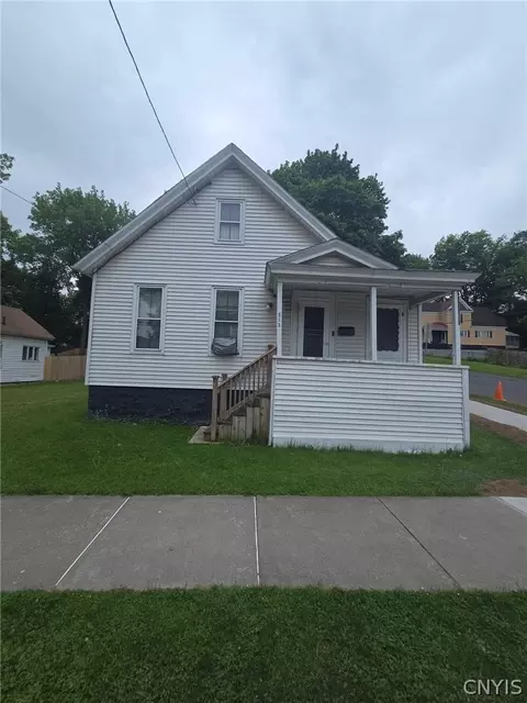 513 Rowland St, Syracuse, NY 13204