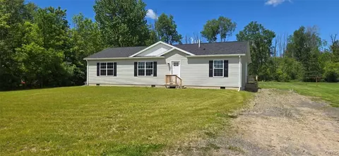 339 County Route 37, Central Square, NY 13036