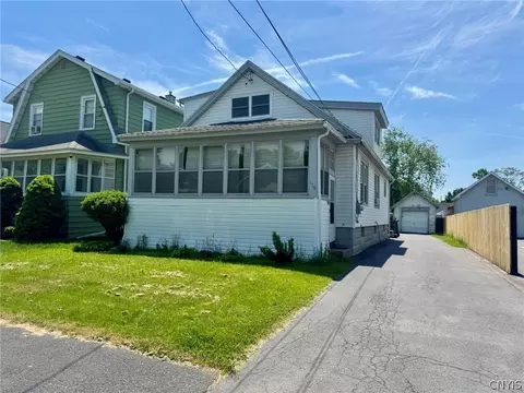 119 Merrill St, Syracuse, NY 13208
