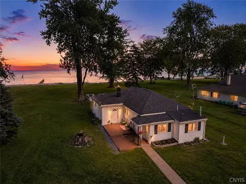 9435 Lakeshore View Rd, Sullivan, NY 13037