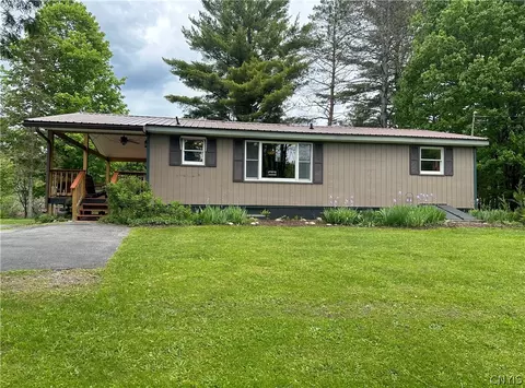 9196 Hospers Ln, Boonville, NY 13309