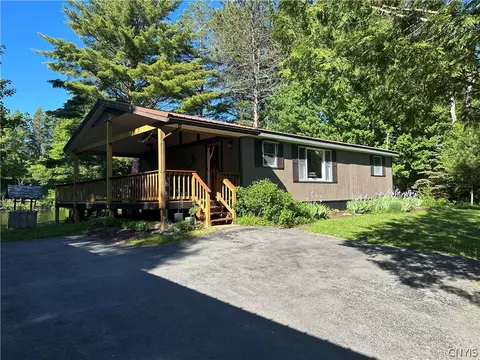 9196 Hospers Ln, Boonville, NY 13309
