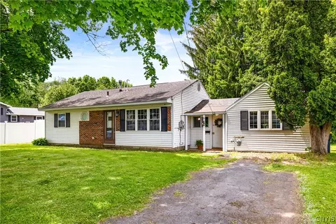 5 Walnut Dr, Whitestown, NY 13492