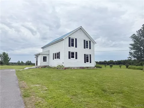 18750 Waite Rd, Hounsfield, NY 13606