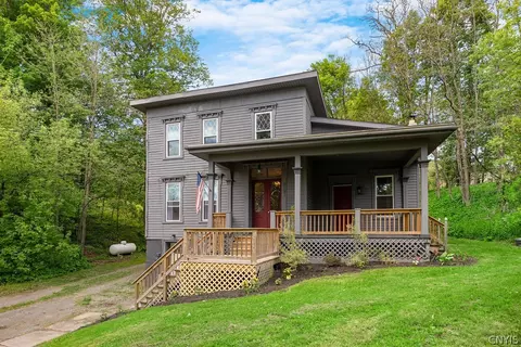 6321 Academy St, Truxton, NY 13158