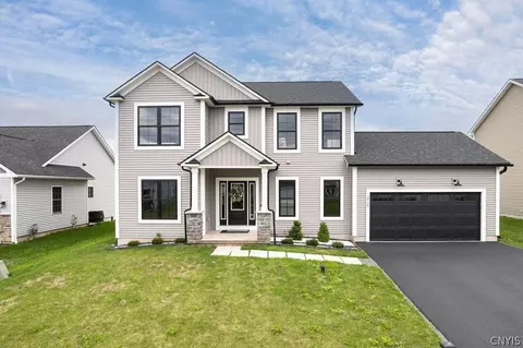 3408 Tall Tree Ln, Lysander, NY 13027