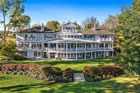 1818 W Lake Rd, Skaneateles, NY 13152